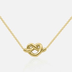 Heart-shaped Winding Necklace